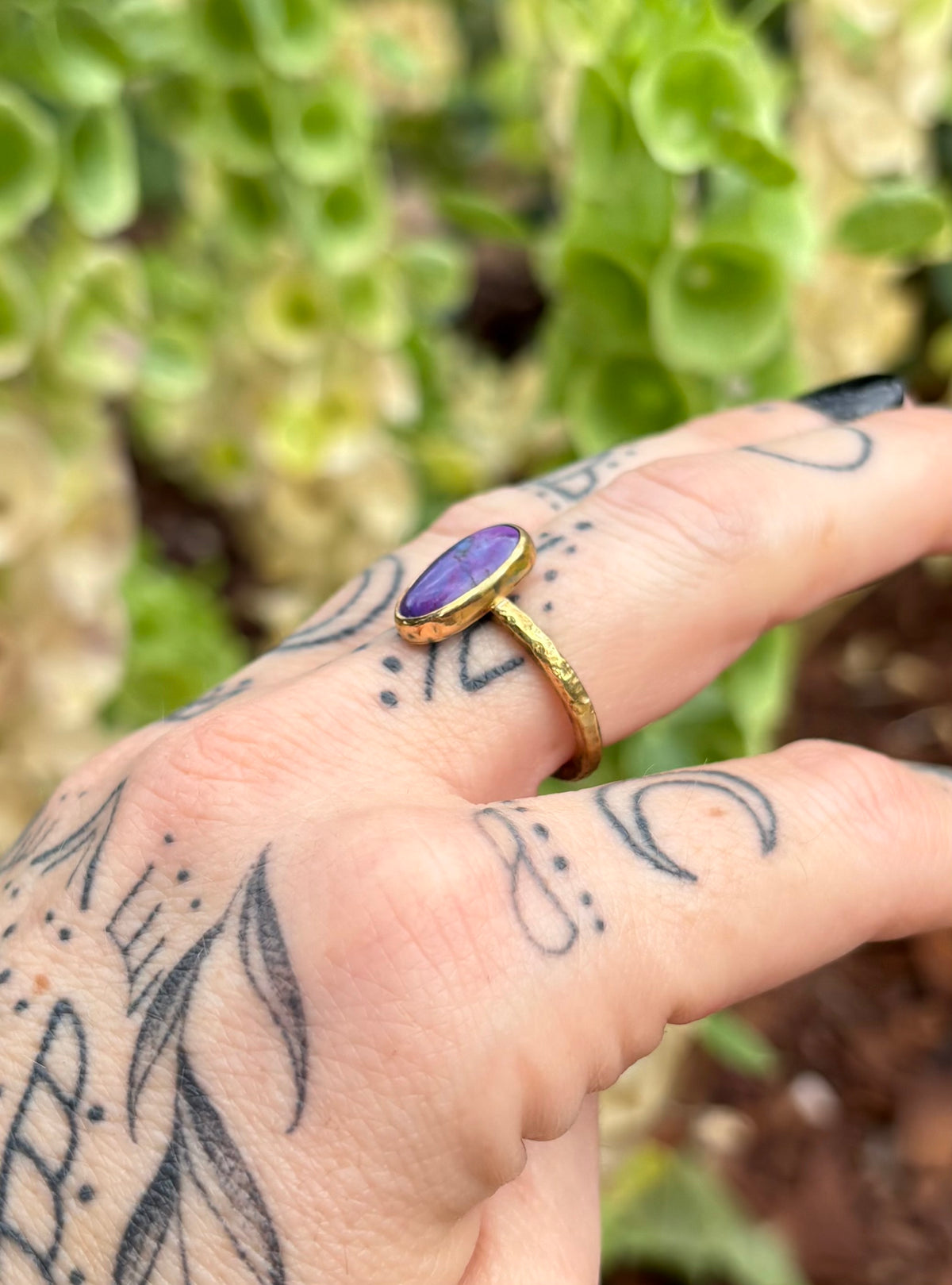 Purple Mohave Turquoise Brass Ring (Size  8.25)