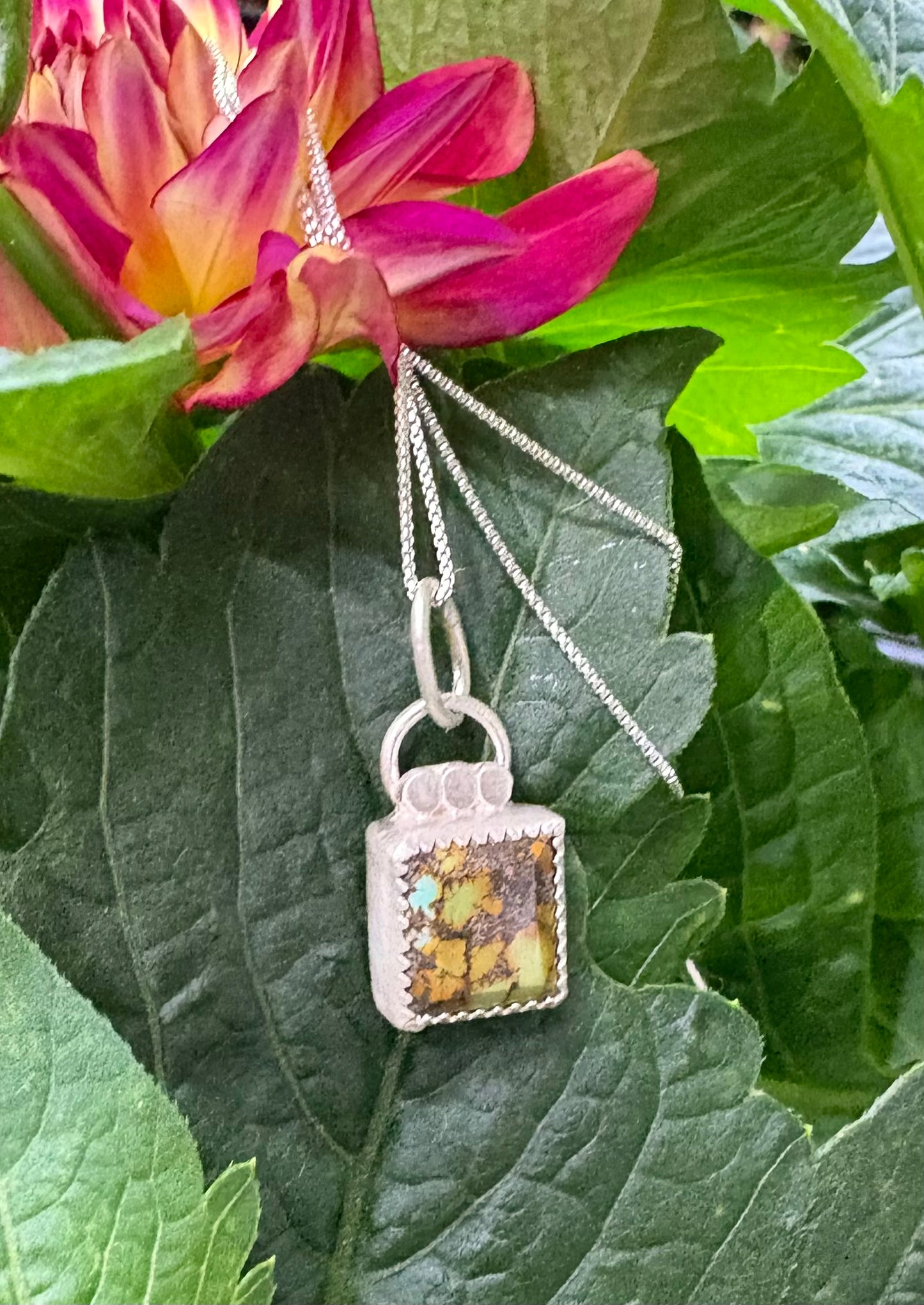 Hubei Turquoise Necklace (16 inch chain)