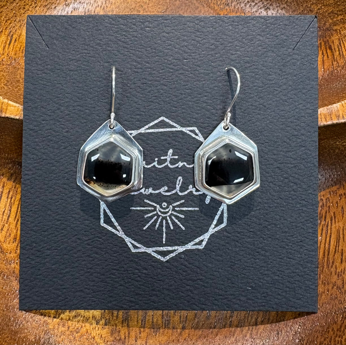 Hexy Montana Agate Earrings