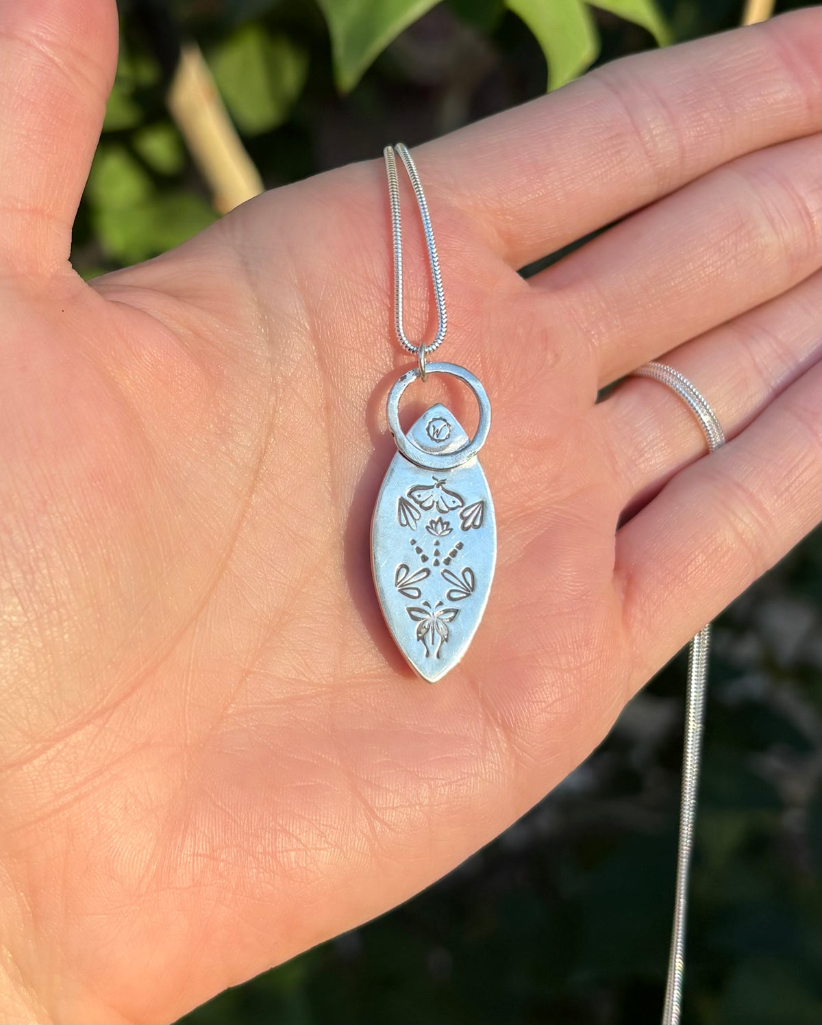 Cocoon Necklace (20 Inch Chain)